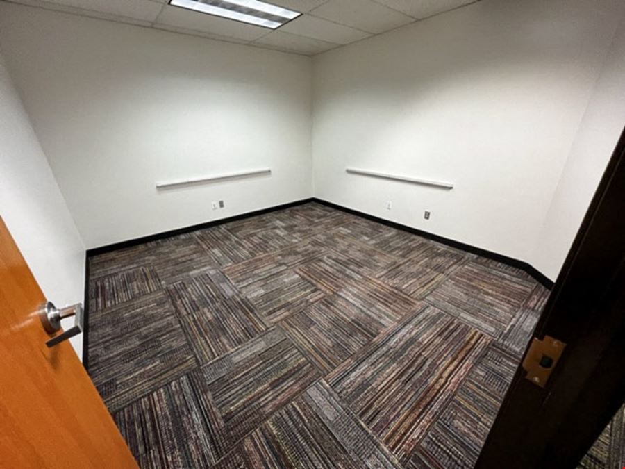 2511 SF Suite 350 Professional Office Spaces in Colorado Springs, CO 80910