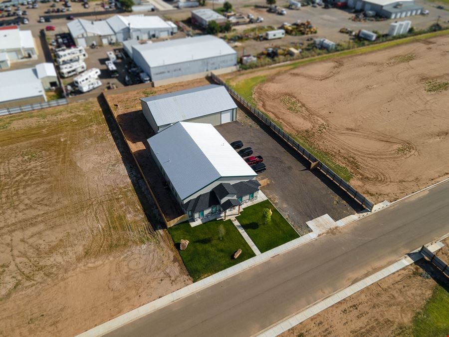 2 Barndo Dr