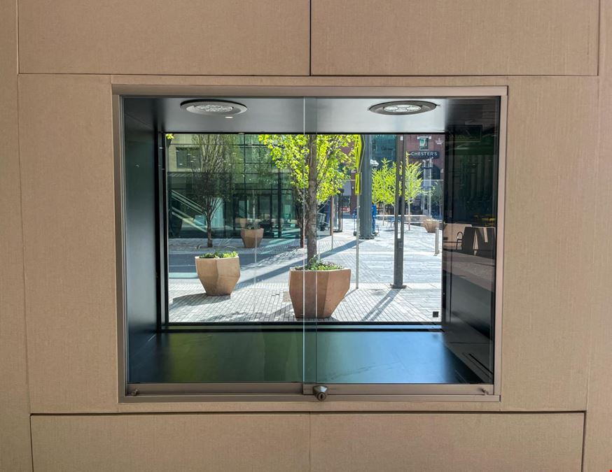 Iconic Retail Space in the Kahler Grand