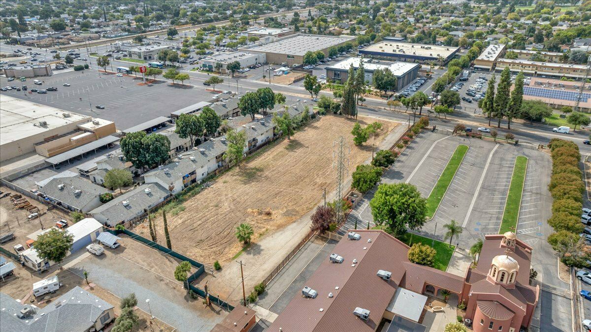 Parcel For Sale in Great Infill Location