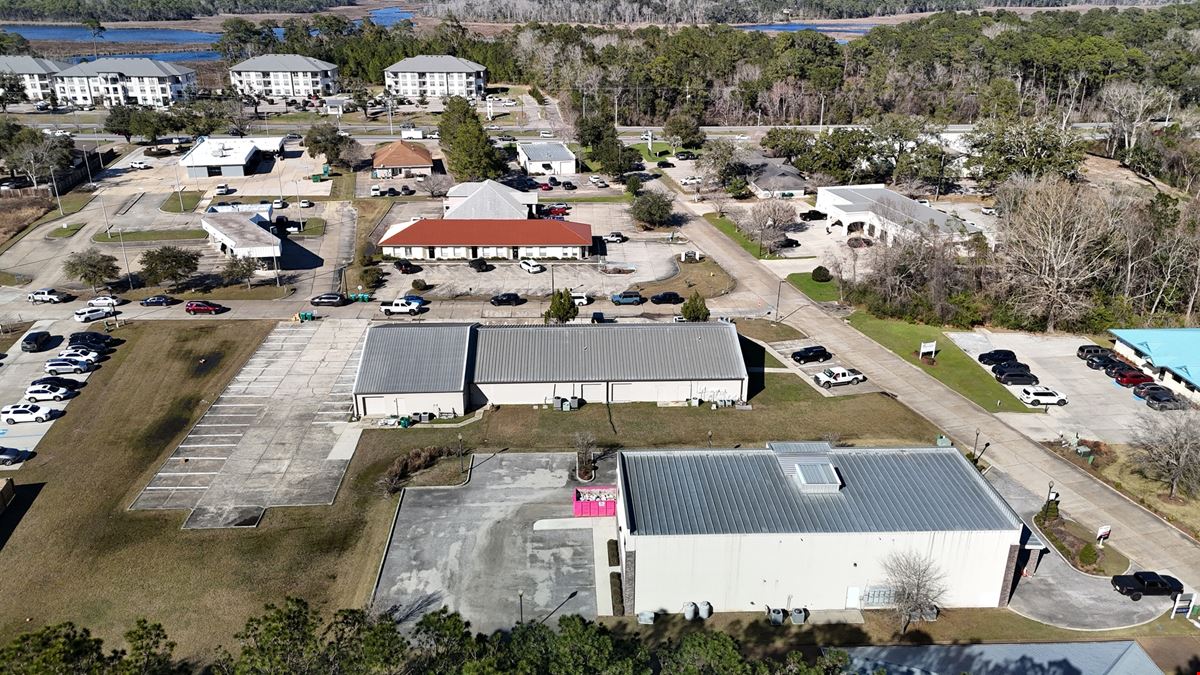 Office Building in the Heart of Ocean Springs