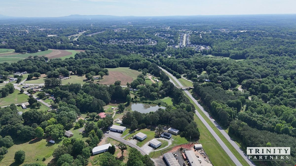 747 & 749 Black Snake Road