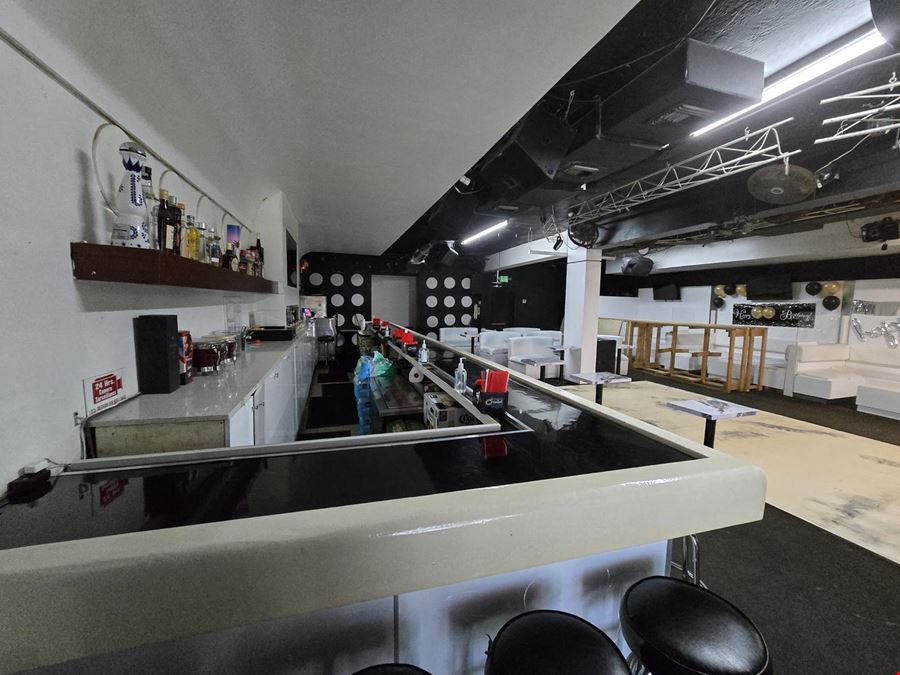 Bar/Retail Opportunity Calle Ocho Lit Havana