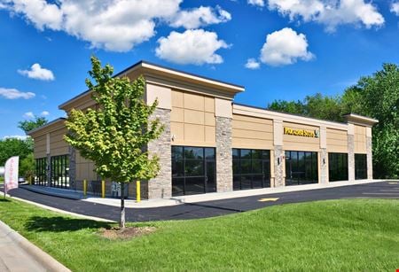Preview of commercial space at 5048-5064 S Main St