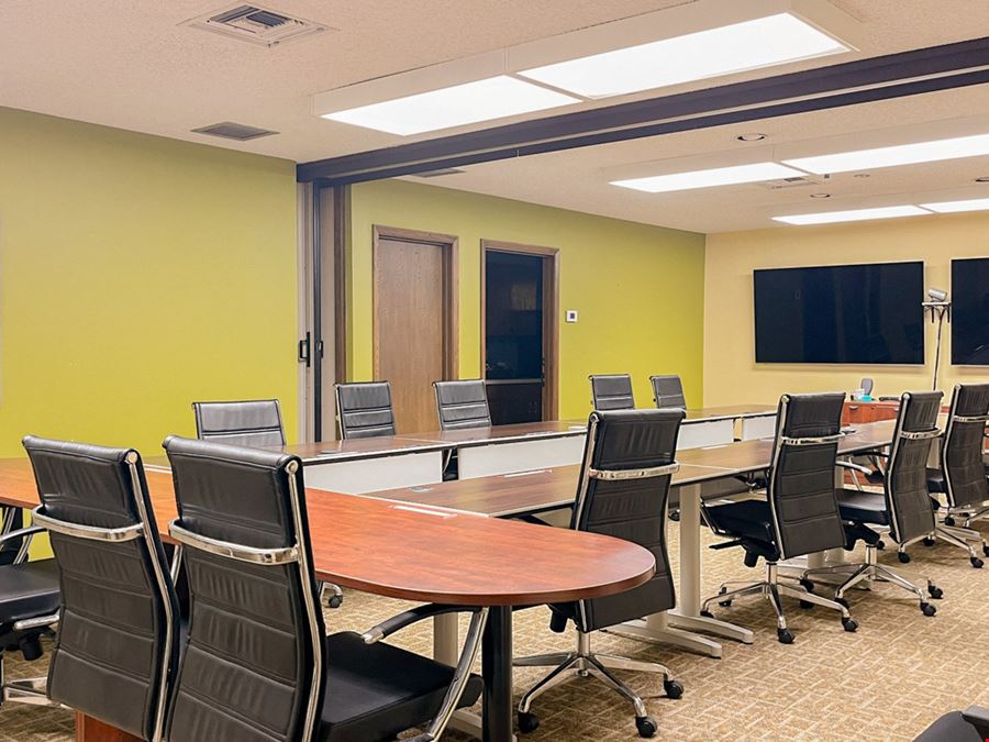 Freestanding ±10,000 SF Office on O’Neal for Sale and Lease