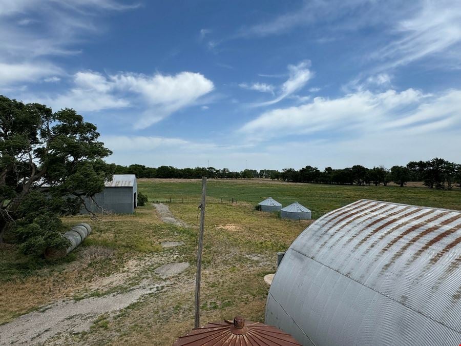RURAL PROPERTY ON 76± ACRES