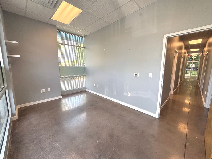 2546 Somerset Center Drive