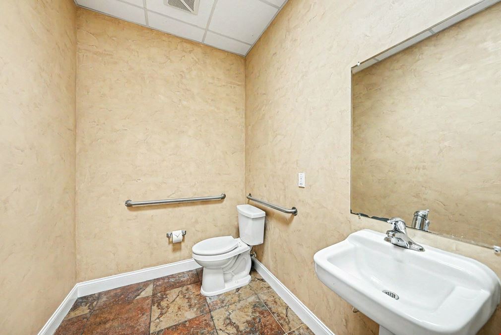 Professional Office Suites for Lease