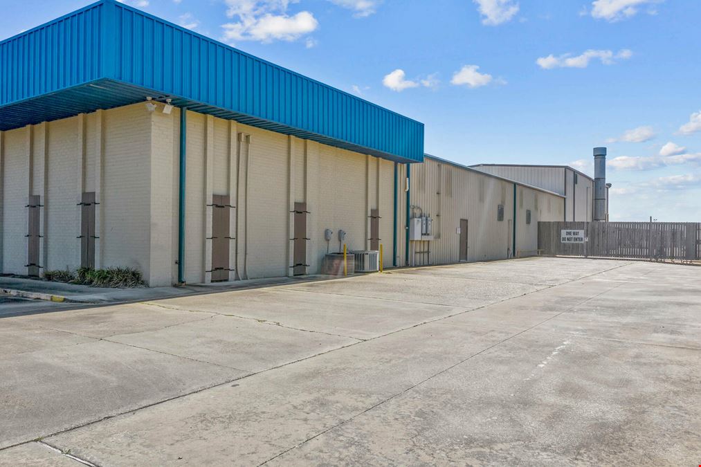 Off / Whs Acadiana Regional Airport