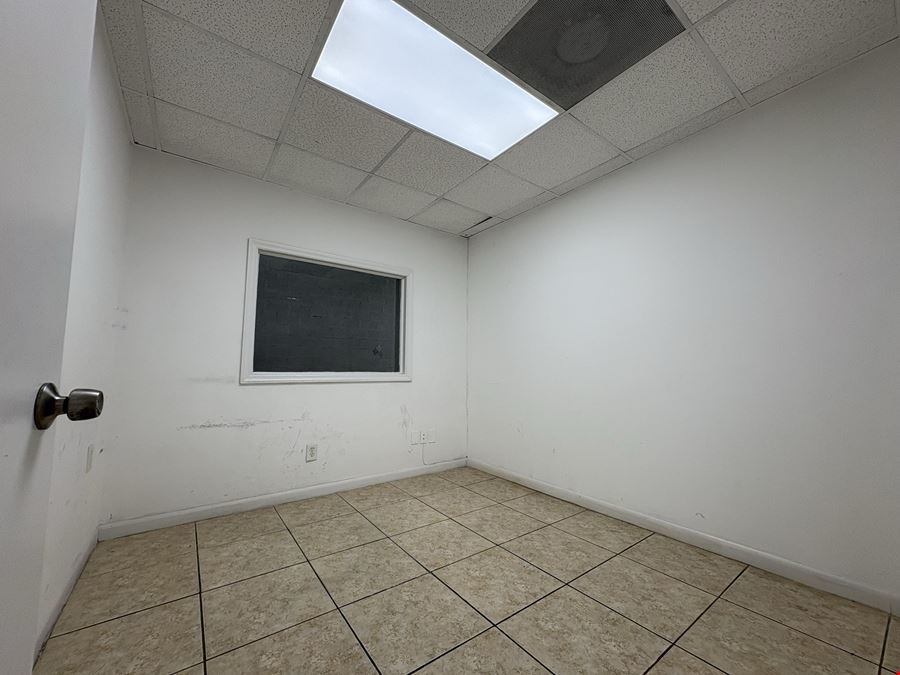 2818-20 NW 72nd Avenue, 