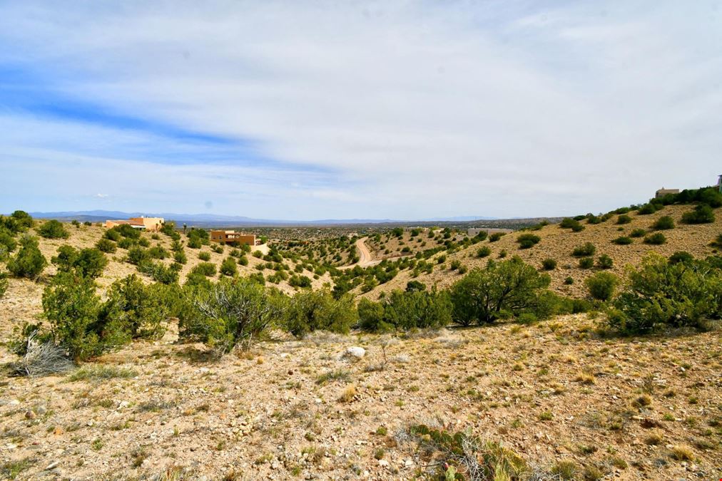 3 Camino Alto