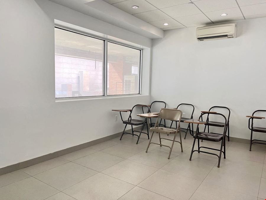 37-20 Prince St, #4B