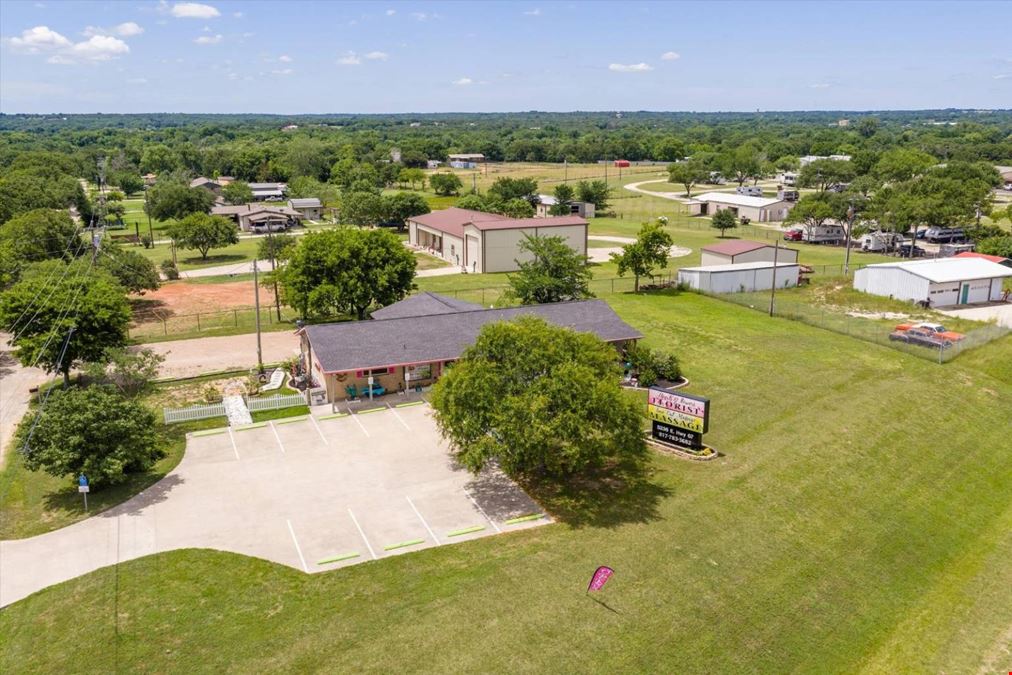 5236 E Highway 67