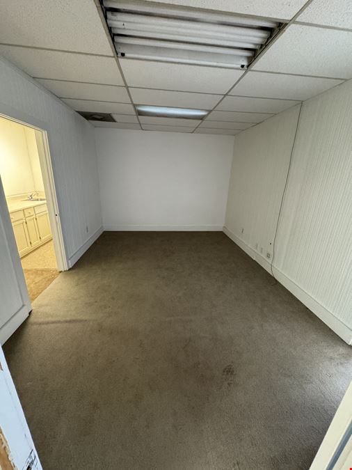 Warehouse/Distribution For Lease