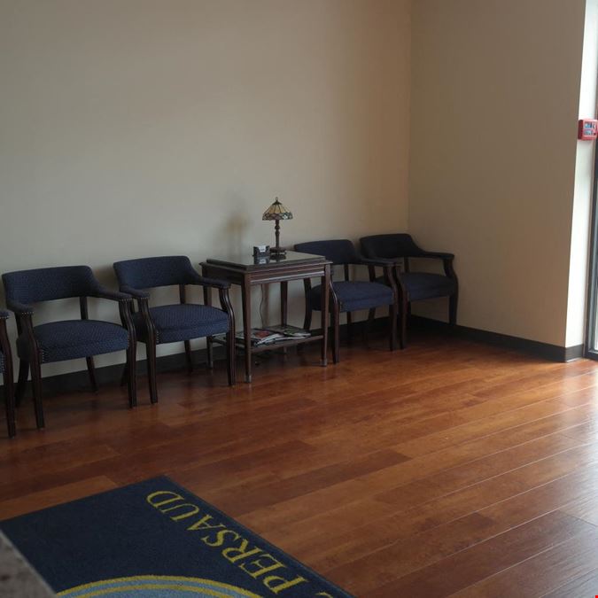 675 Broadway, Massapequa