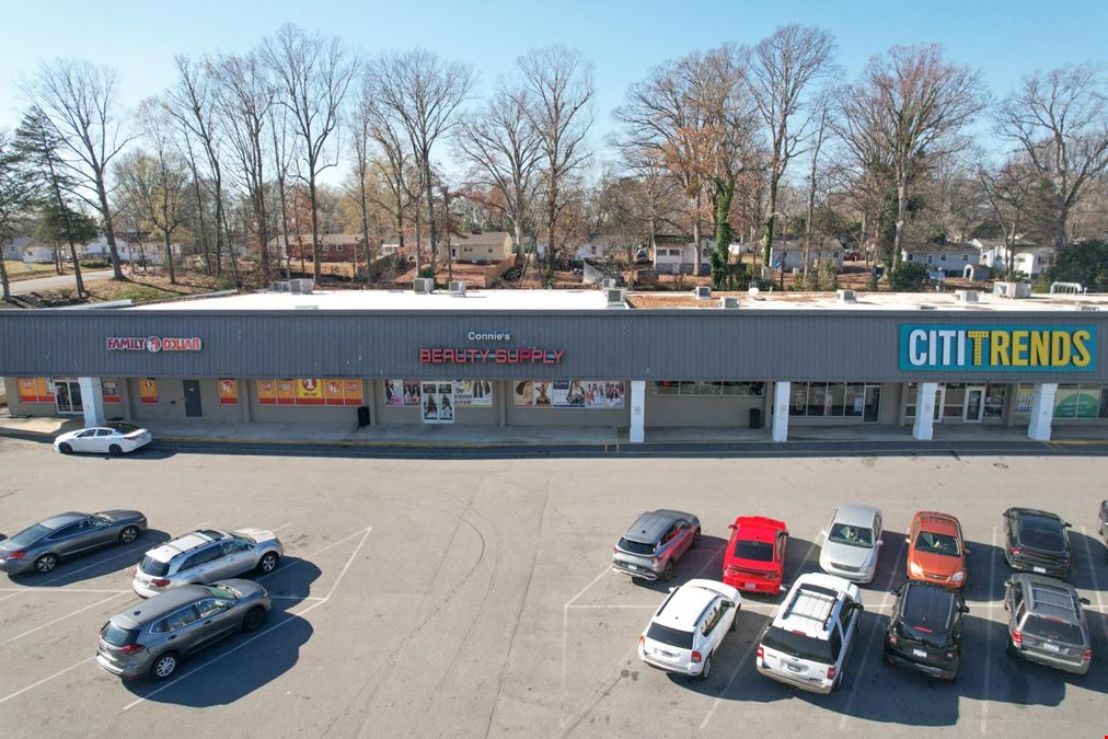 Coliseum Shopping Center