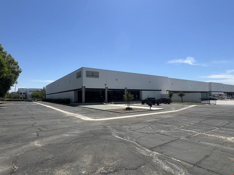 Ontario Warehouse Space for Rent - #1698 | 1,000-20,000 Sq Ft