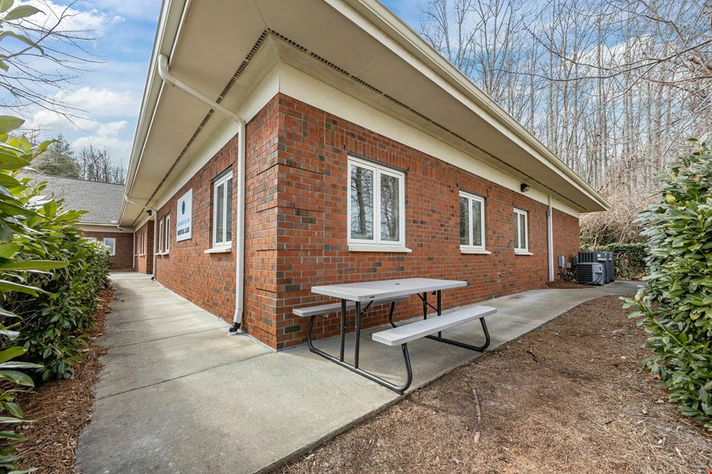 9 Walden Ridge Dr, Suite 30 - Lab Space