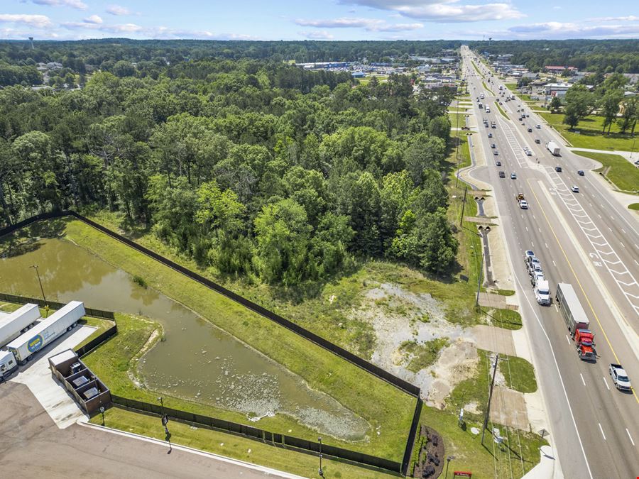 1.47 Acres on HWY 49 in Richland - Adjacent to New QuickTrip