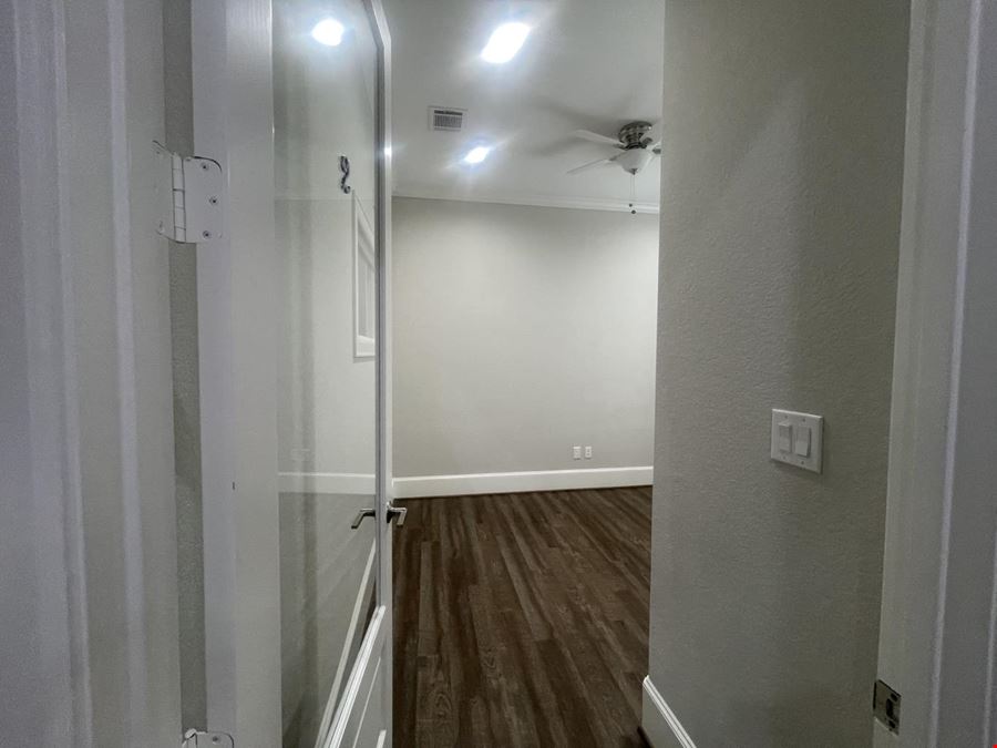 12246 Queenston Boulevard, #G, Houston, TX 77095