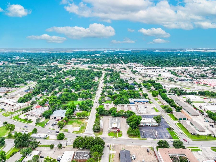 1,704 SF for Sale or Lease in Irving