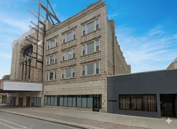 Preview of Office space for Rent at 4818 North Broadway