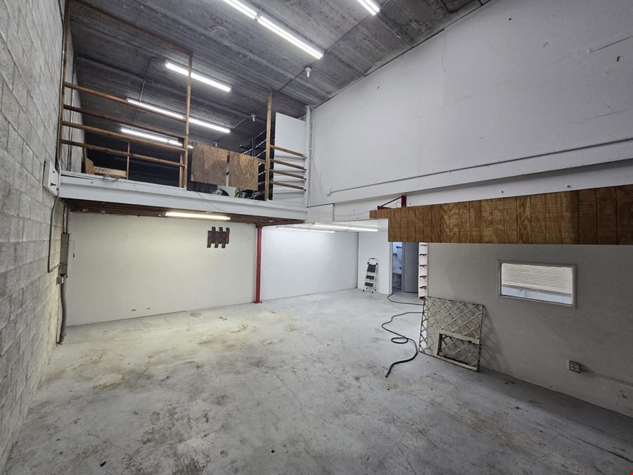 DOUBLE UNIT - Office/Warehouse/Industrial