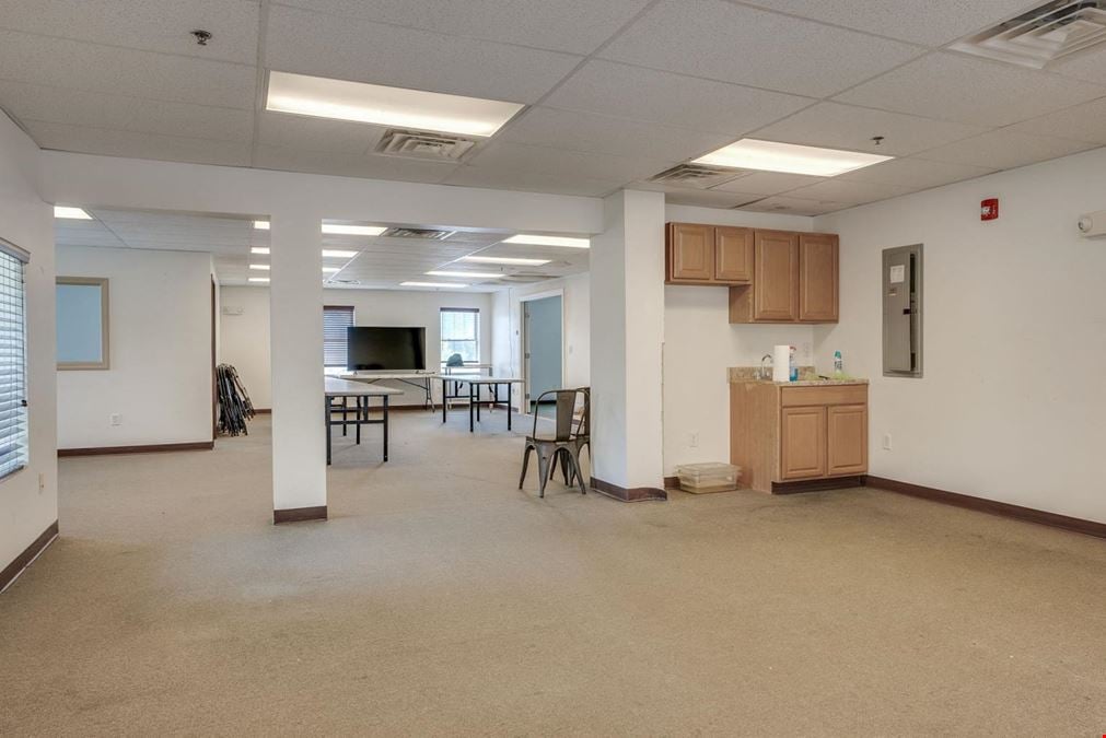 Well located Office Space in Groton, MA