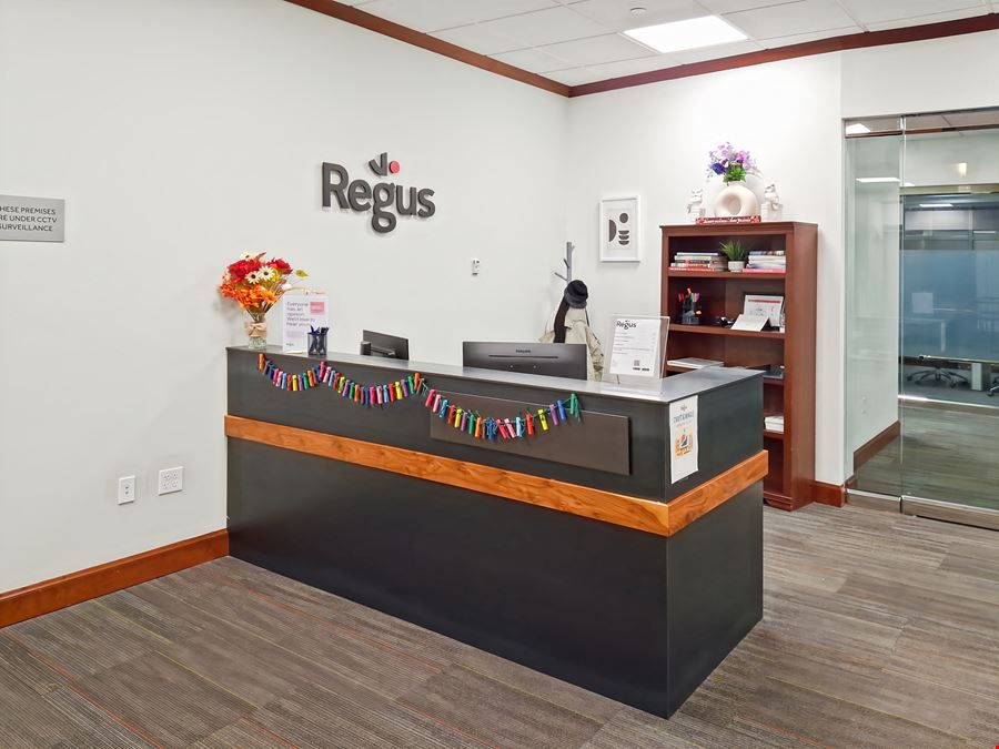 Regus - Eagle - E Shore Drive