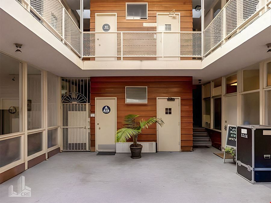 2305 Van Ness Ave