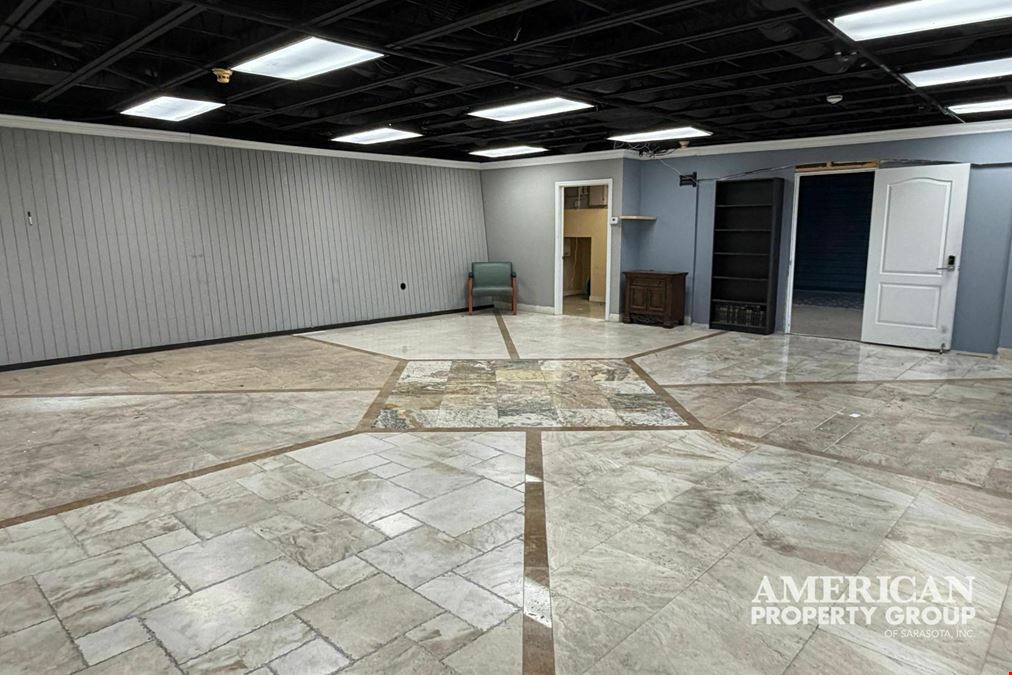 Office/Showroom & Warehouse