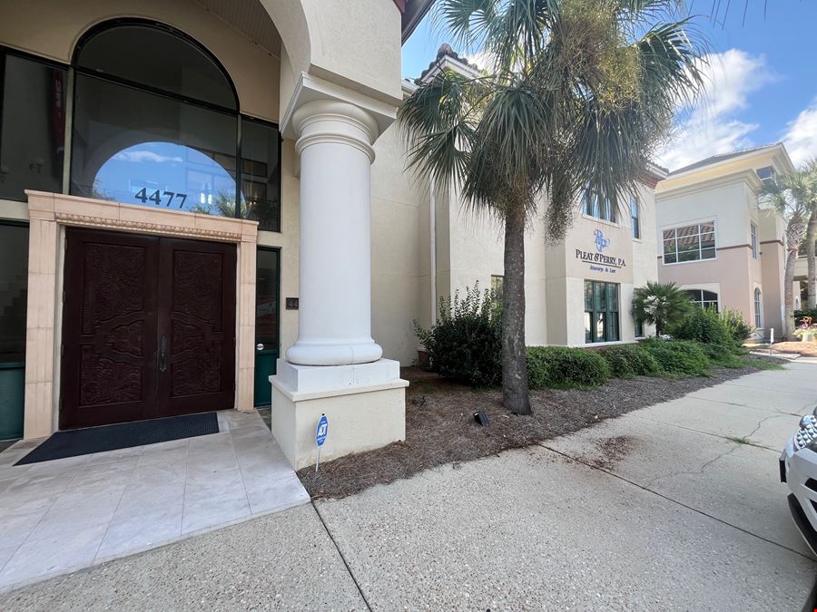 800 SF ~ Professional Office Space For Lease ~ 1st Floor