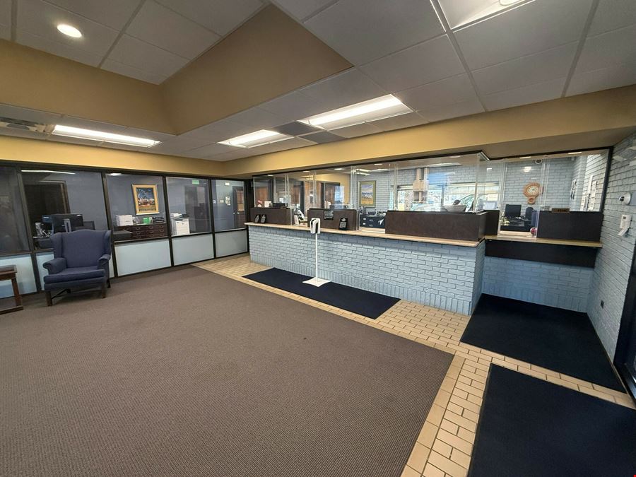 Former Peoples Bank - 1300 Sheffield Ave