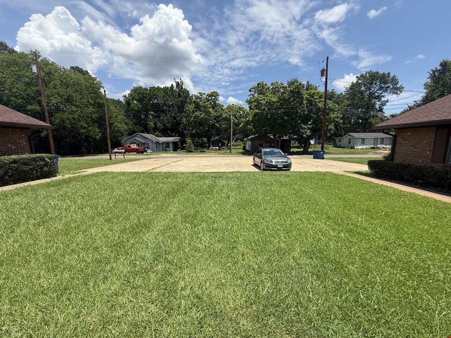 1007 Richey Dr Gladewater TX 75647