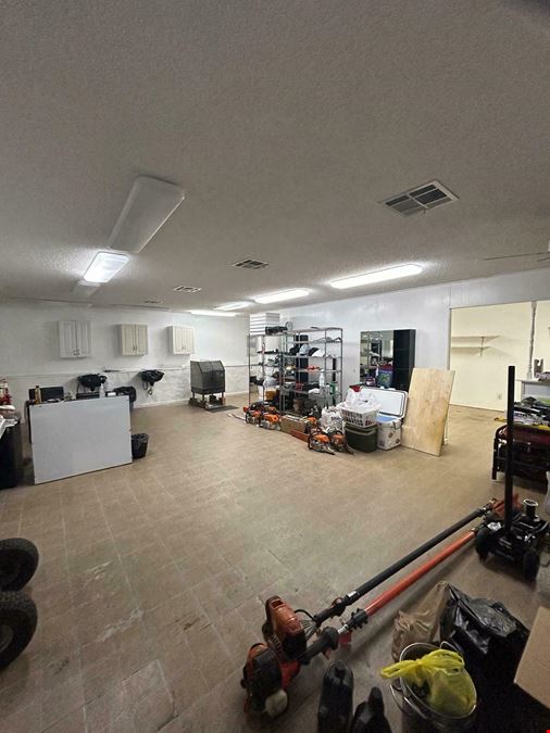 Fairfield Drive Office/Retail For Sale