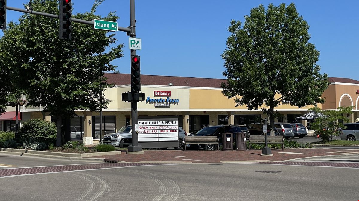 River Square Shopping Center