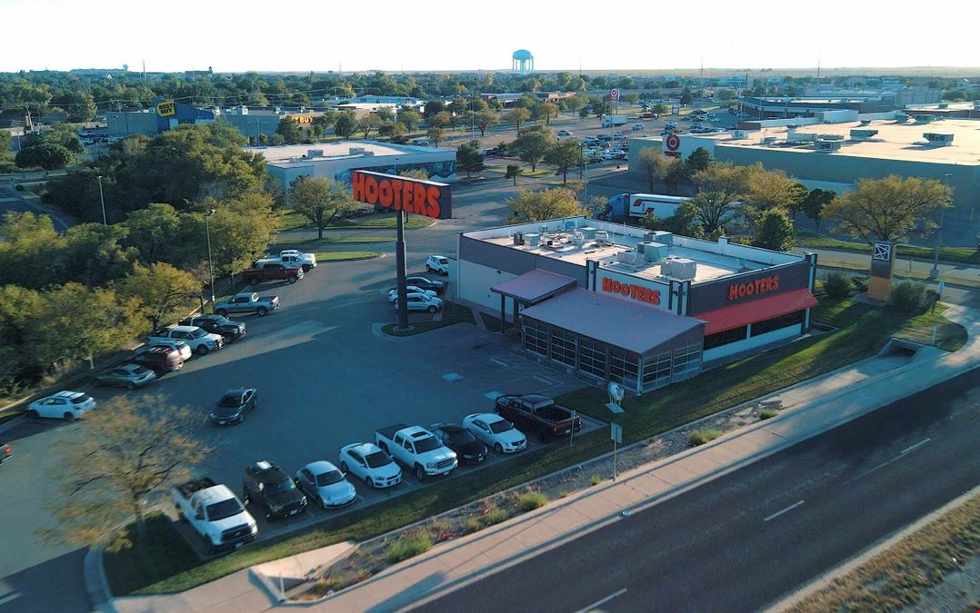 Former Hooters Restaurant