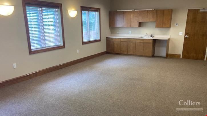 ±12,000-SF Freestanding Office Building for Sale in Excellent Condition