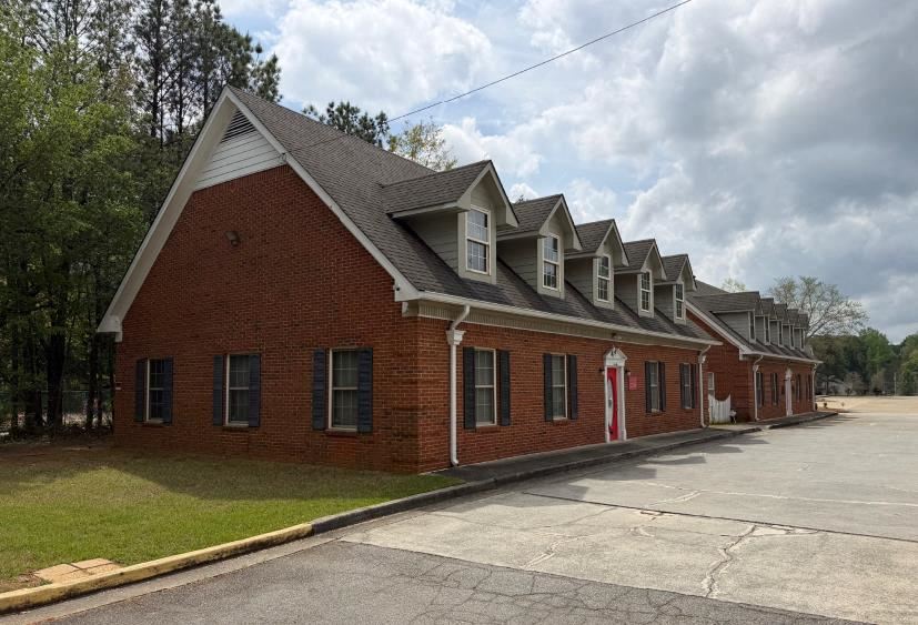 5440 Lilburn Stone Mountain Road