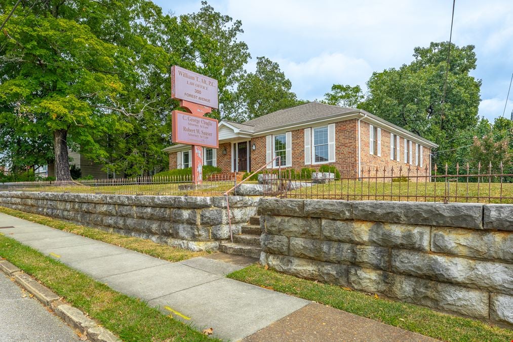 300 Forest Ave