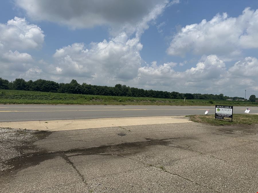 .4 ACRE COMMERCIAL LOT W/ OFFICE FOR LEASE
