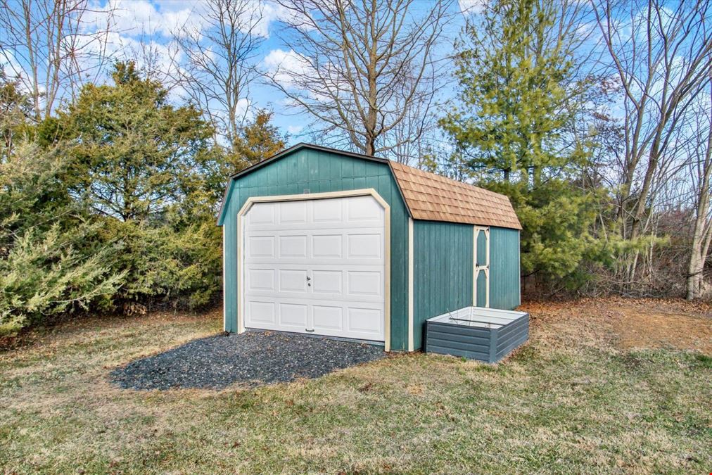 1.09 Acres Zoned Highway Commercial