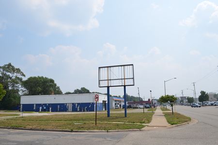 Preview of commercial space at 3340 Division Avenue South