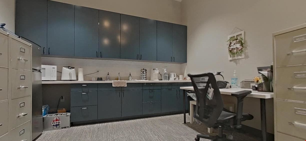 7300 North Vía Paseo Del Sur Suite 204