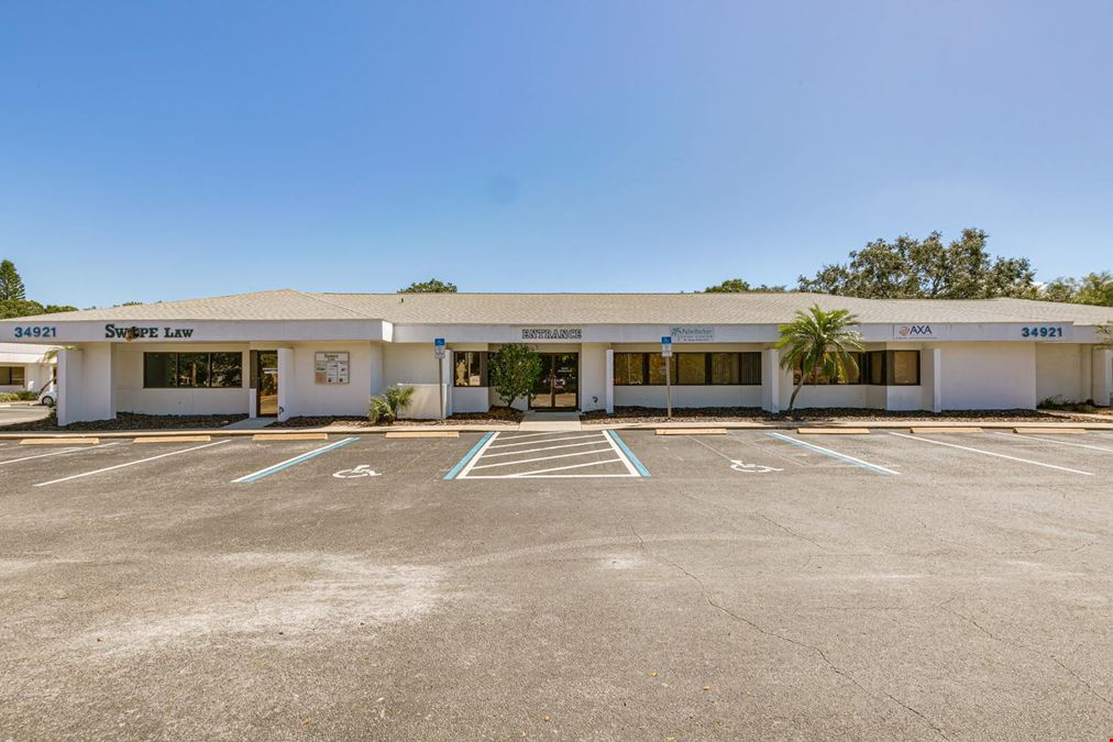 Palm Harbor Office Building EXECUTIVE OFFICE