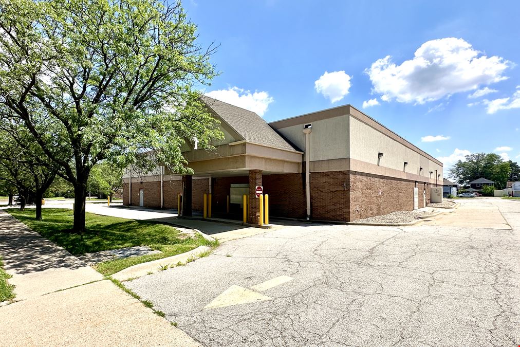 2515 N Knoxville Ave