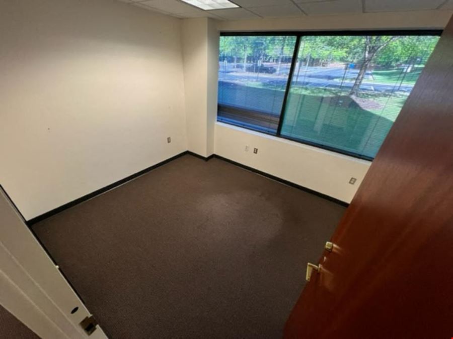 3195 SF 804-Suite 100 Professional Office Space