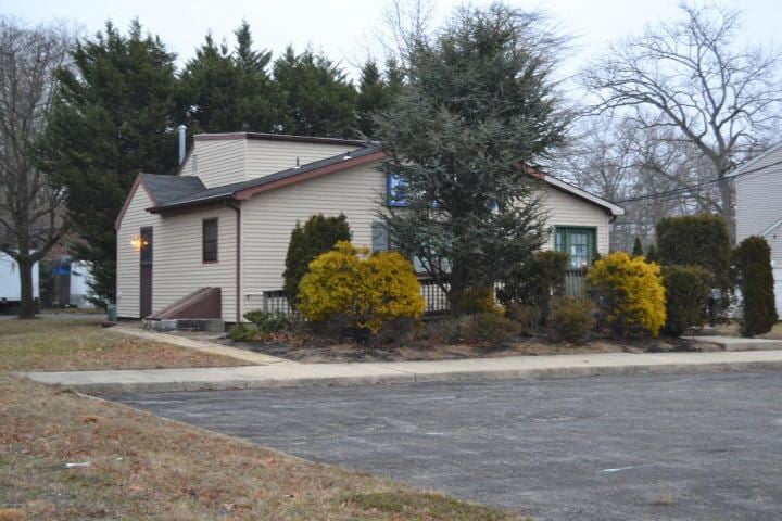 3701 US 9, Howell NJ 07731
