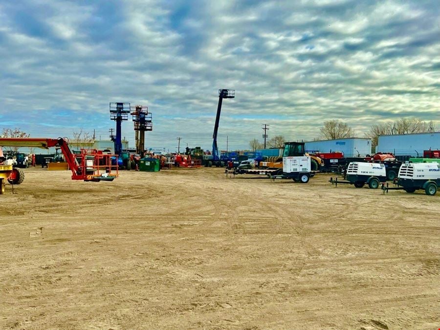 7100 & 7140 Eudora Dr