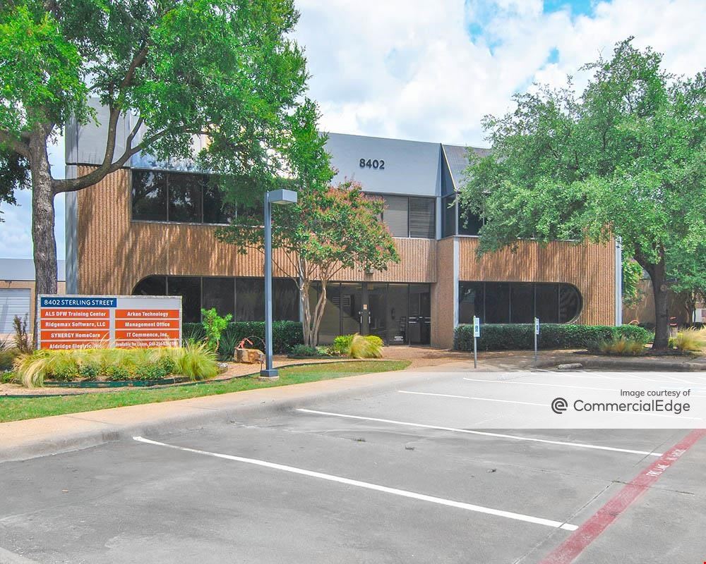 Commerce Park - 8402-8432 Sterling Street
